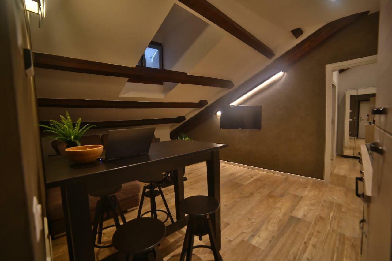 Moscova Attic Near Duomo Lägenhet Milano Exteriör bild